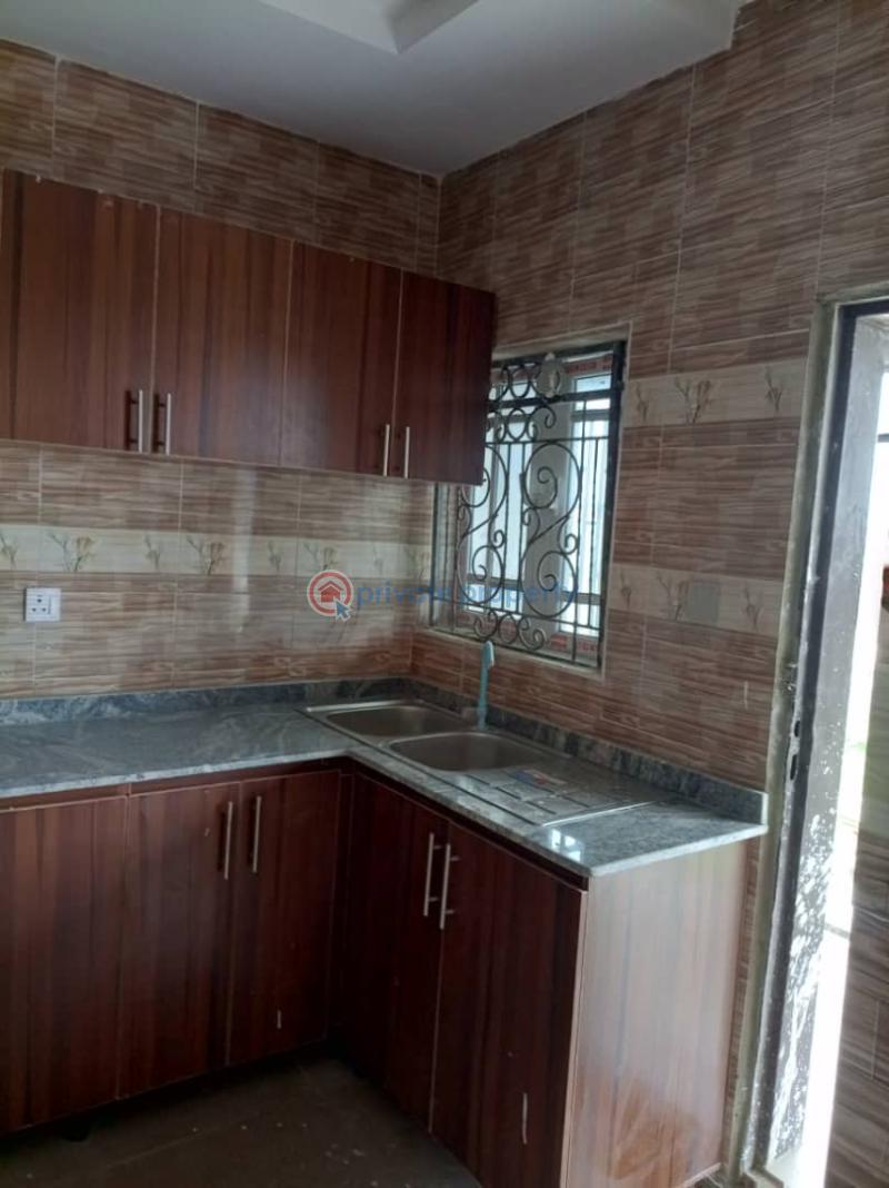 3 bedroom Block Of Flats For Rent New Land Estate, Elebu, Akala Express, Ibadan Akala Express Ibadan Oyo - 10