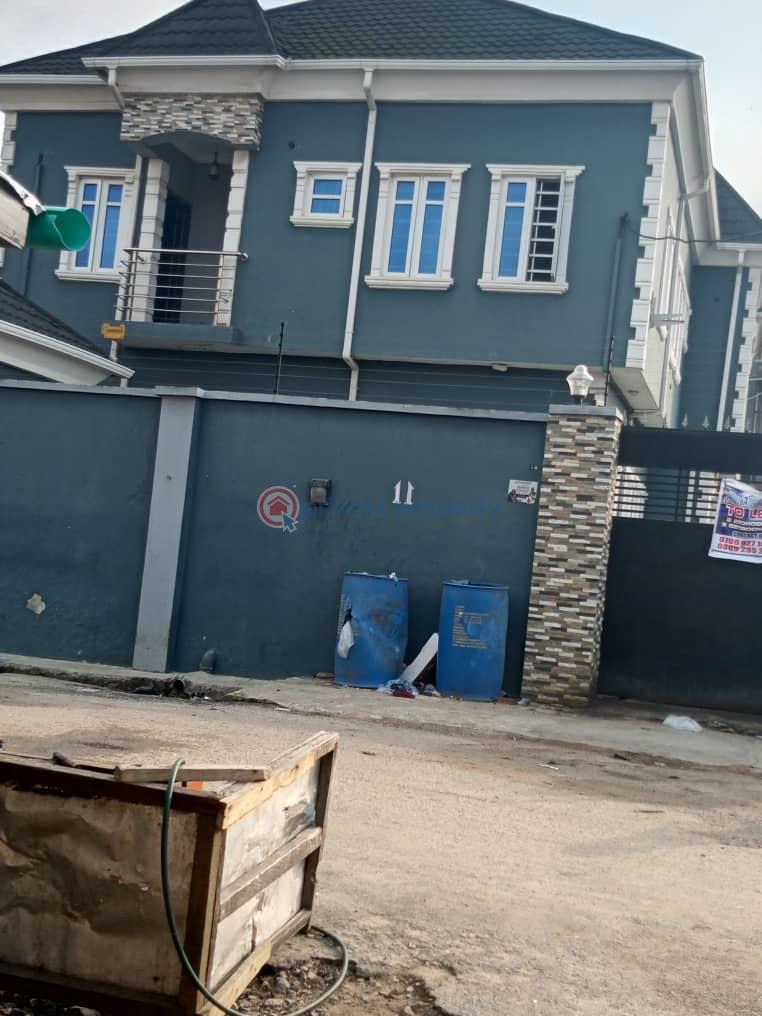 Self Contain For Rent Beesam Estate Mafoluku Oshodi Lagos