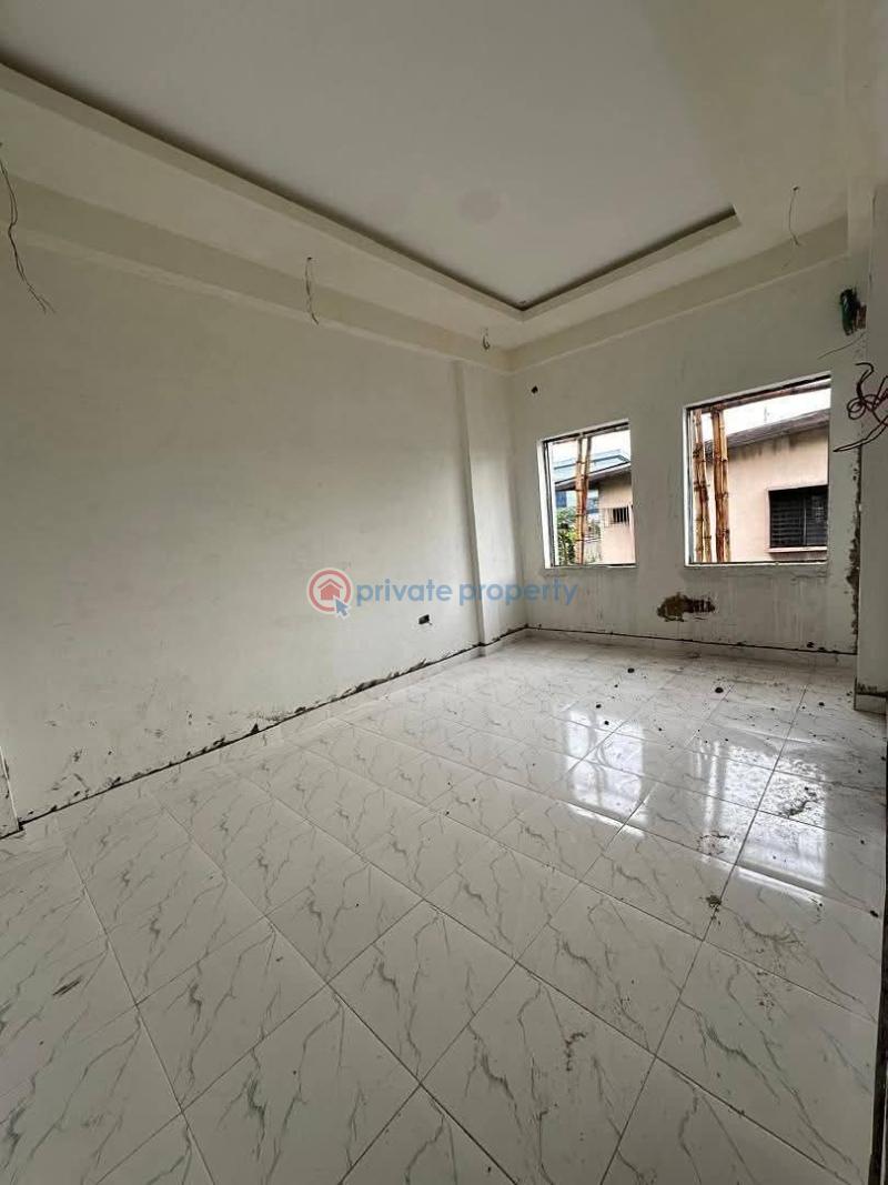 3 bedroom House For Sale Phase 1 Gbagada Lagos - 5