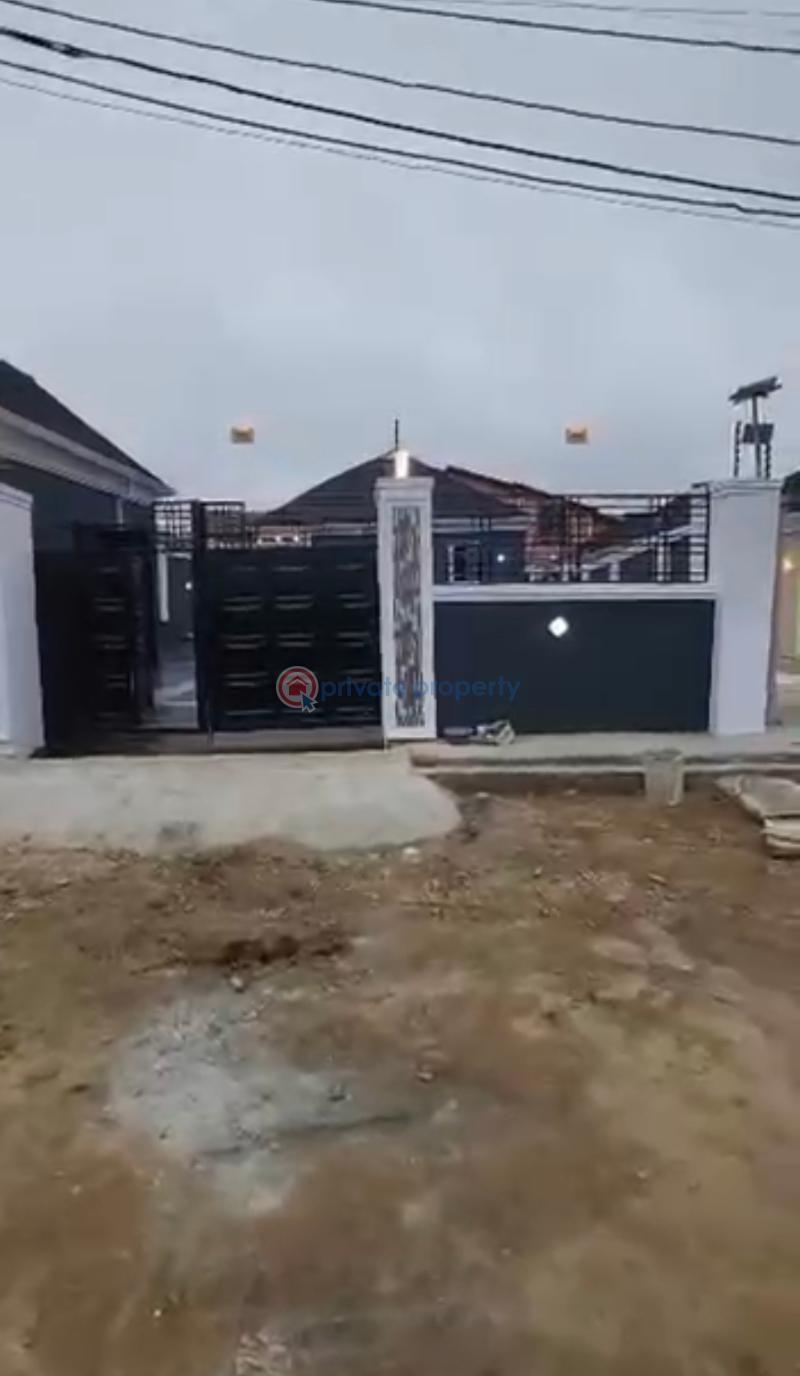 3 bedroom Bungalow For Sale Olofa Royal Estate, Elebu Market, Ibadan Akala Express Ibadan Oyo - 4