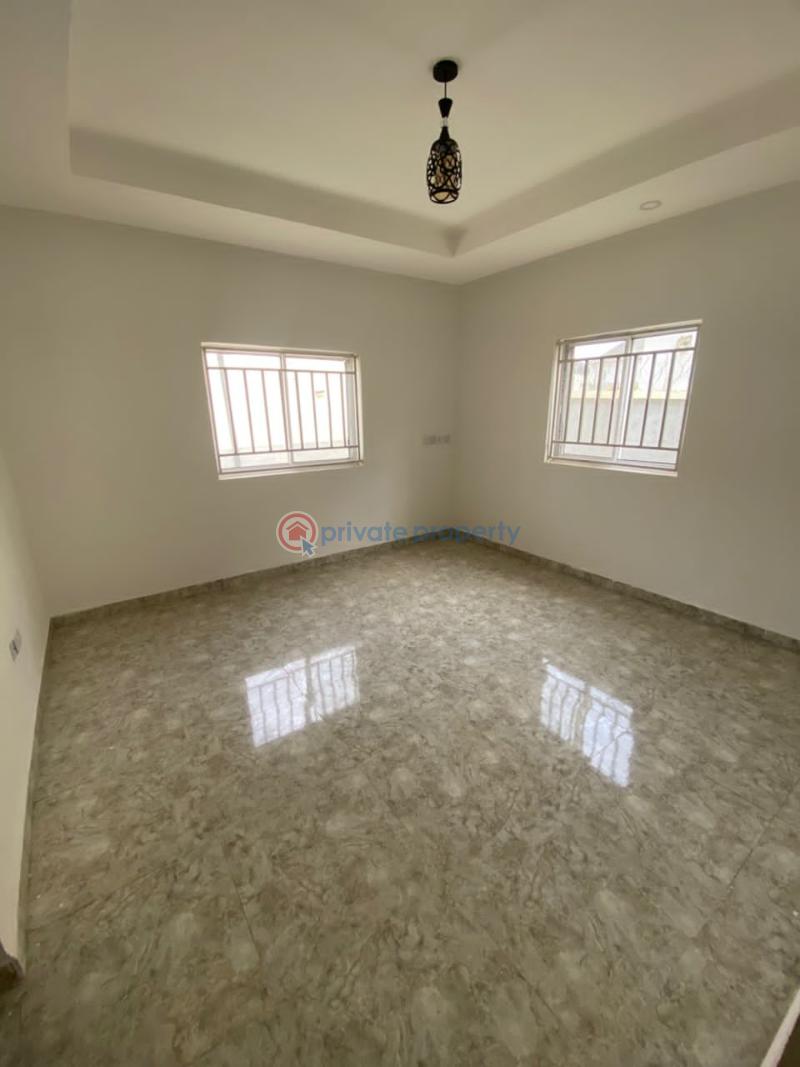 3 bedroom Detached Bungalow For Sale Galadimawa Abuja Phase 3  - 2