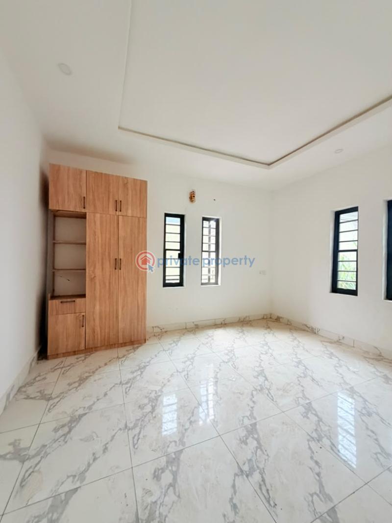 3 bedroom Detached Bungalow For Sale Mowe Ogun area  - 10