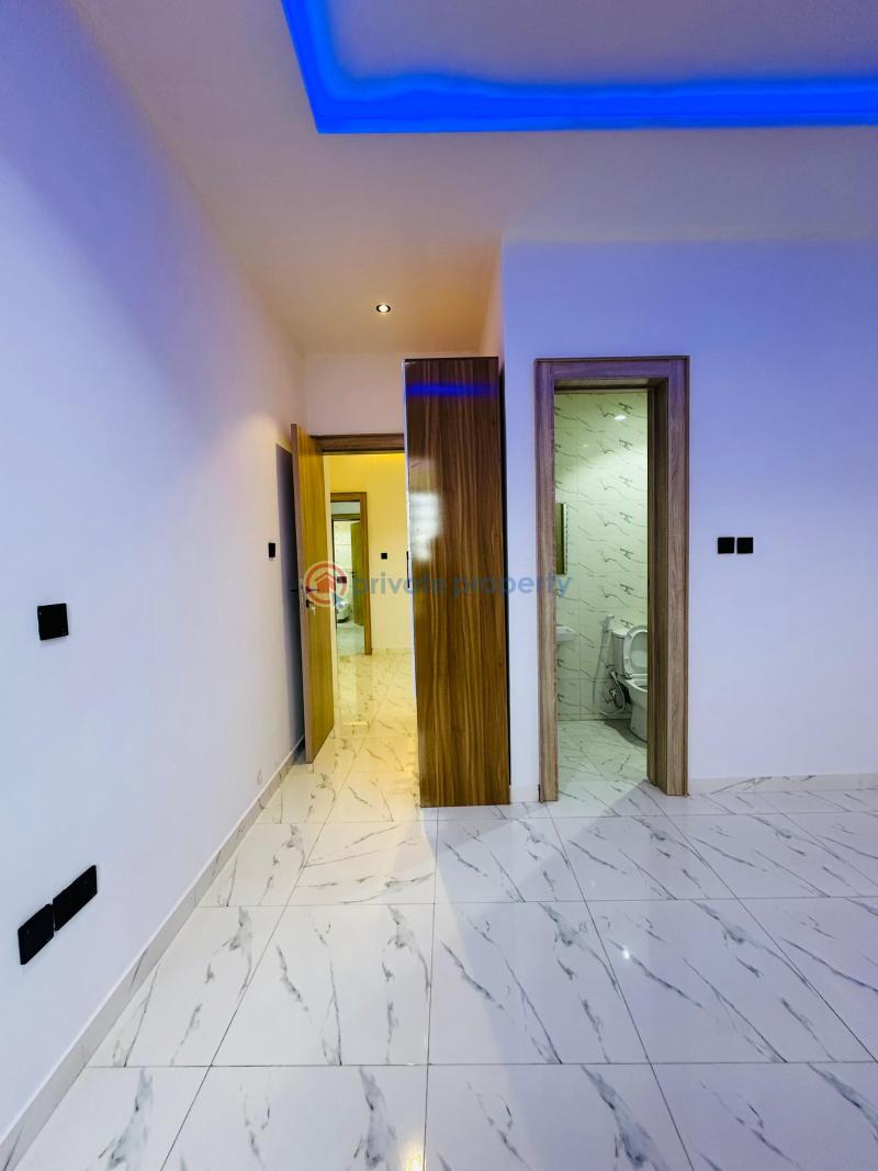 4 bedroom Detached Duplex For Sale Mowe Town Mowe Ogun area  - 5