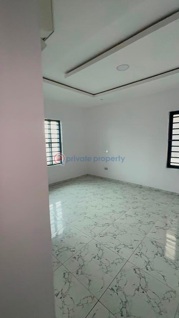 3 bedroom Block Of Flats For Sale Chisco Ikate Elegushi Lekki Lagos - 3