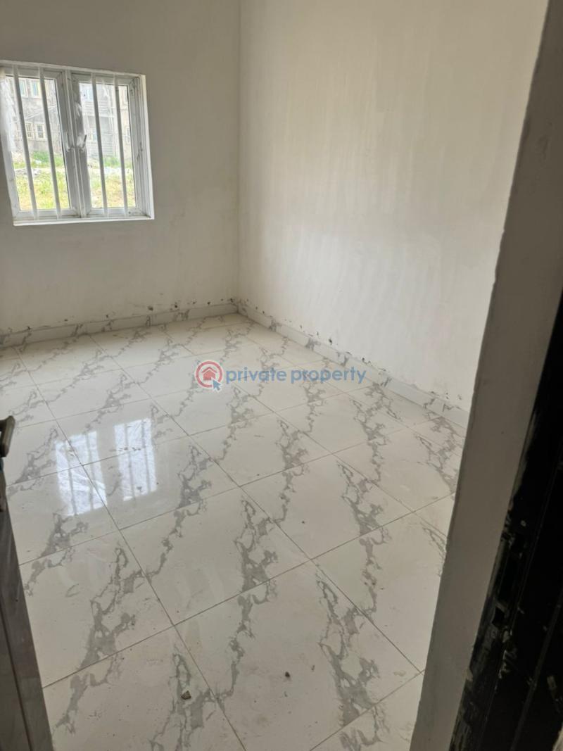 3 bedroom Flat & Apartment For Sale Fashola Housing Estate Ibeshe Ikorodu Lagos - 6