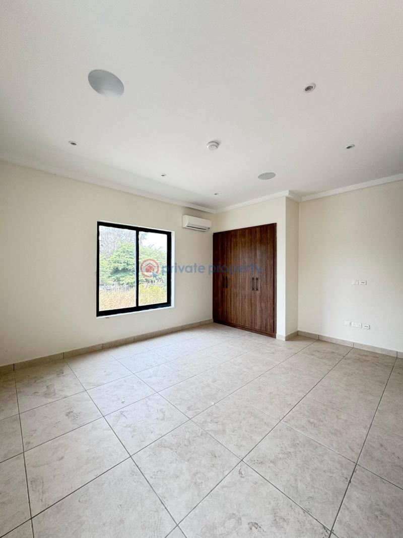 3 bedroom Penthouse For Sale 2nd Avenue, Banana Island Ikoyi Lagos - 5