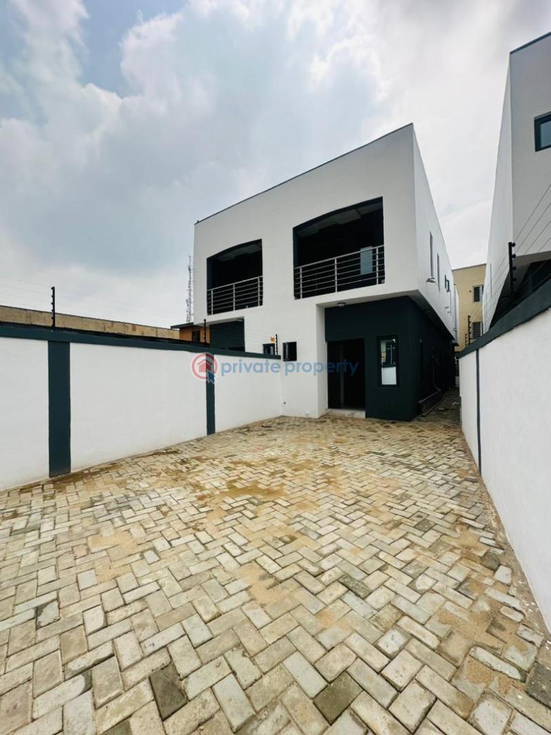 3 bedroom Semi detached Duplex For Sale Olowora Magodo Kosofe/Ikosi Lagos - 0