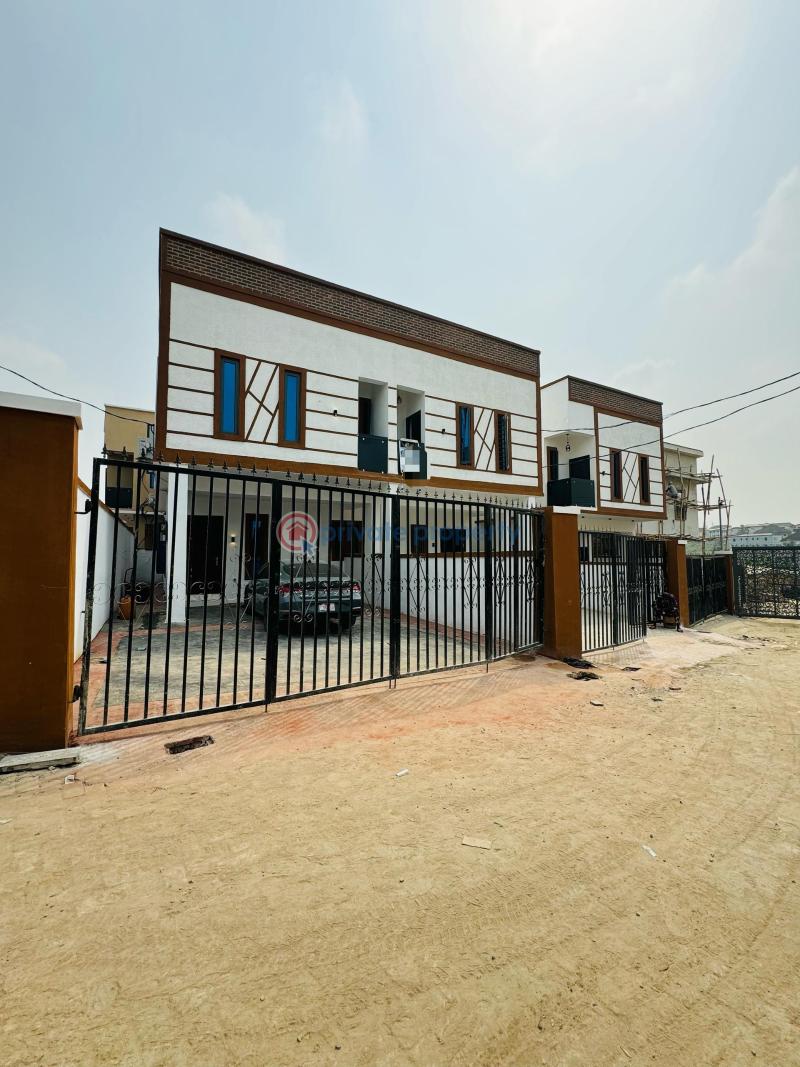 3 bedroom Semi detached Duplex For Sale Omole Phase 2 Ojodu Lagos - 0