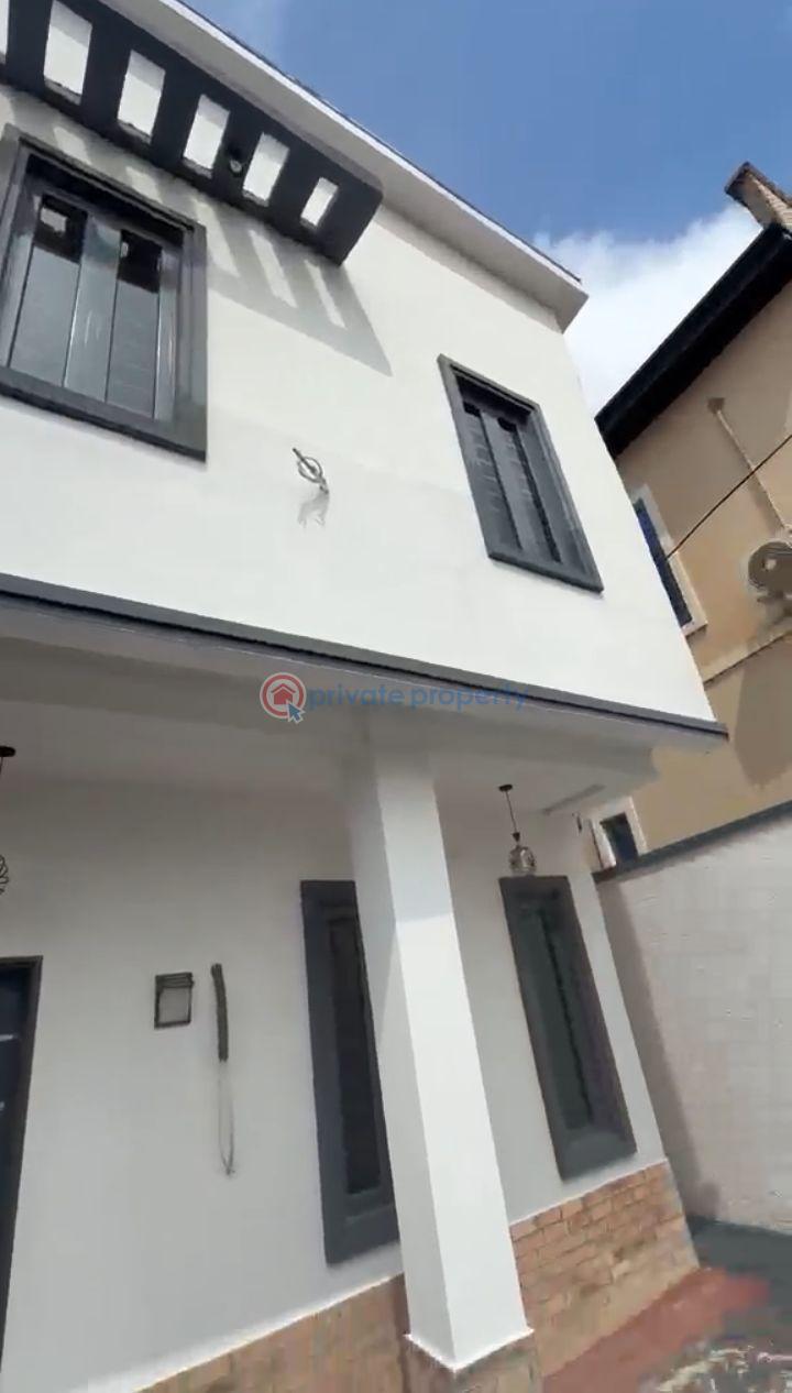 3 bedroom Detached Duplex For Sale Omole Phase 2, Ikeja, Lagos. Magodo Isheri Ikeja Lagos - 1