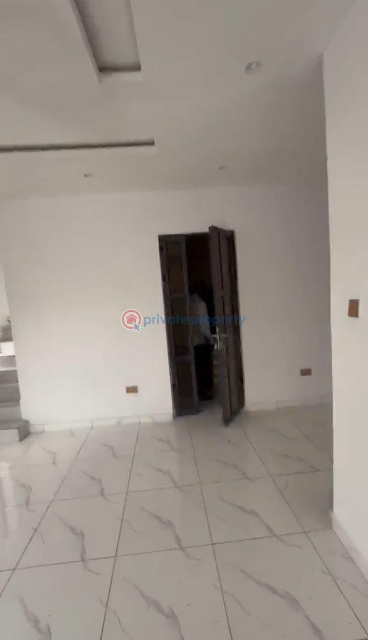 3 bedroom Detached Duplex For Sale Omole Phase 2, Ikeja, Lagos. Magodo Isheri Ikeja Lagos - 9