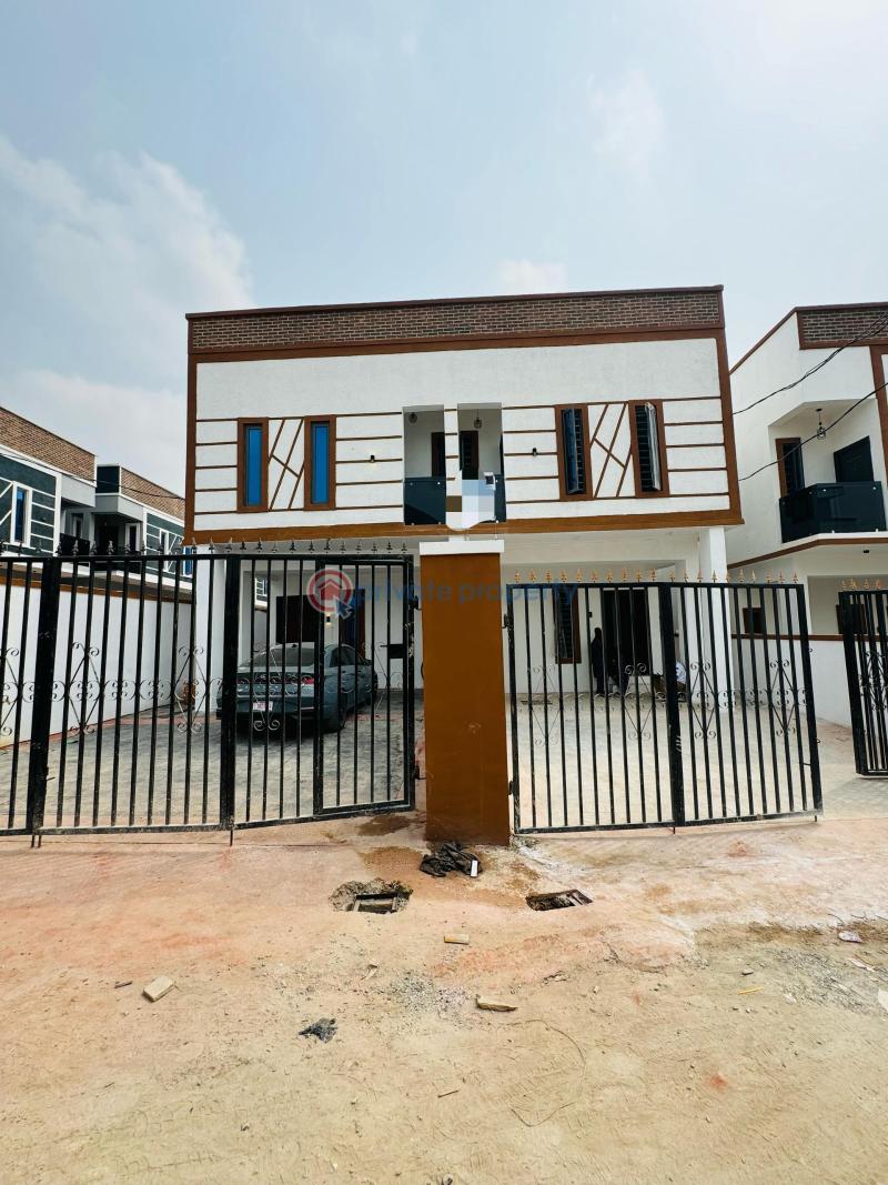 3 bedroom Duplex For Sale Extension Omole Phase 2 Ojodu Lagos - 1