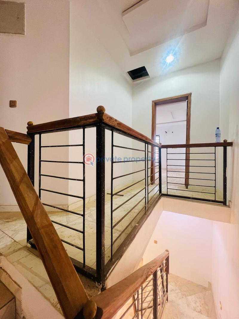 3 bedroom Semi detached Duplex For Sale Omole Phase 2 Ojodu Lagos - 5