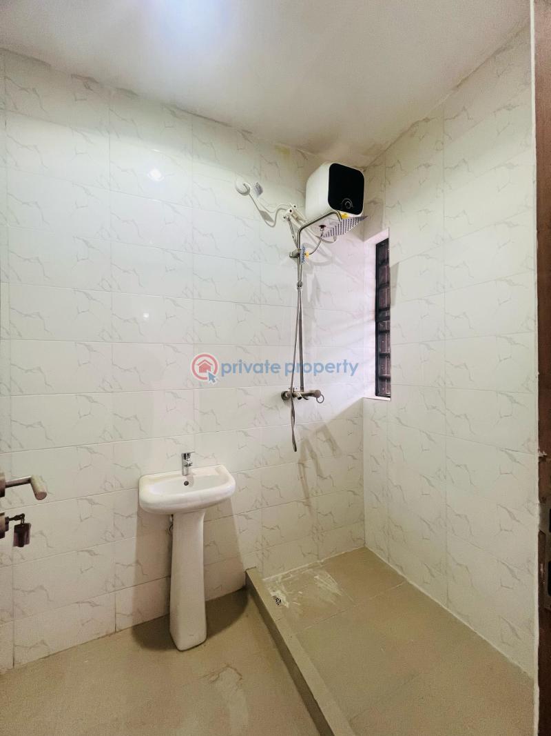 3 bedroom Semi detached Duplex For Sale Omole Phase 2 Ojodu Lagos - 4