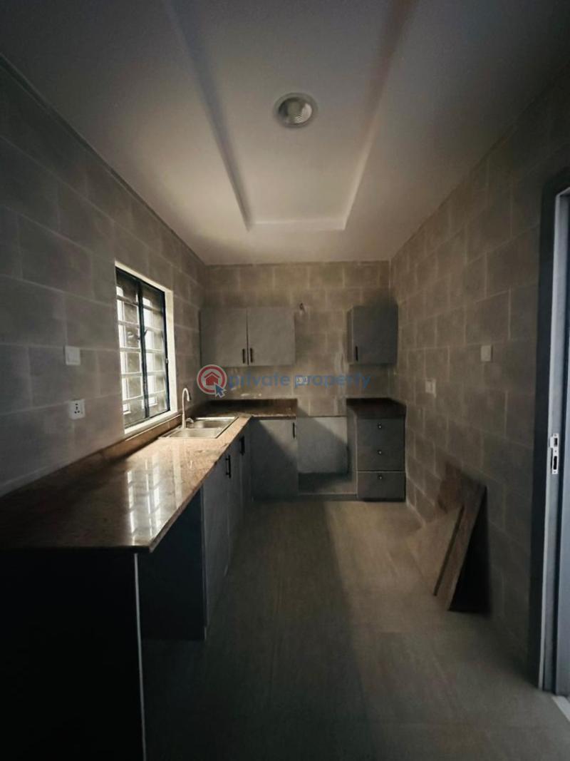 3 bedroom Semi detached Duplex For Sale Olowora Magodo Kosofe/Ikosi Lagos - 2