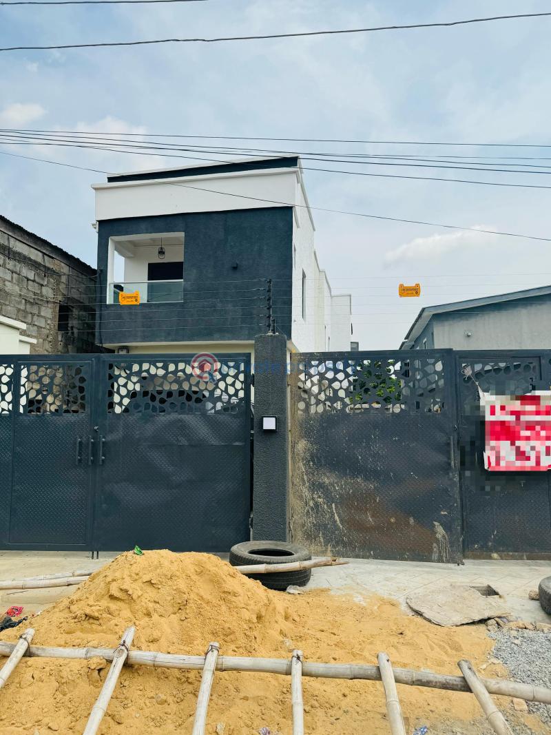 3 bedroom Semi detached Duplex For Sale Magodo Kosofe/Ikosi Lagos - 4
