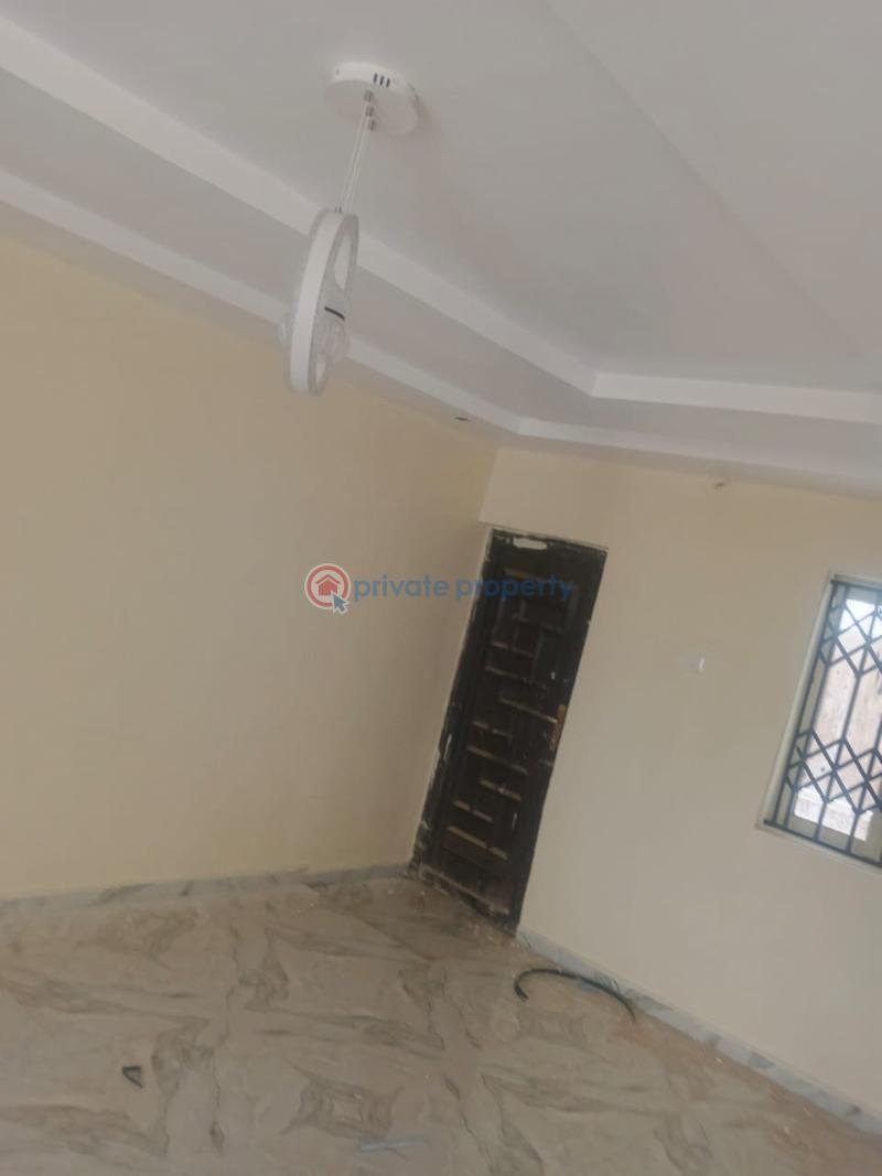 3 bedroom Block Of Flats For Rent Behind Joybam Orita Challenge Challenge Ibadan Oyo - 3