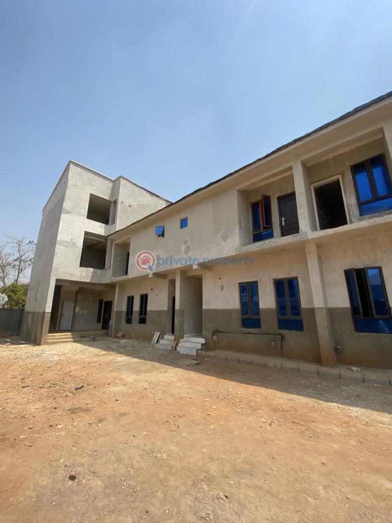 3 bedroom Terraced Duplex For Sale Gaduwa District Gaduwa Abuja Phase 2  - 4