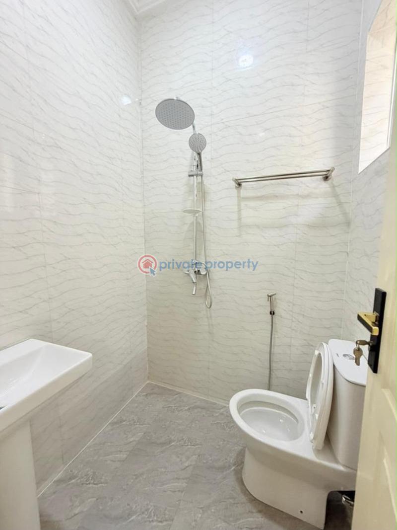3 bedroom Terraced Duplex For Sale Newly Built 3 Bedroom Terrace Duplex Gbagada Lagos - 3