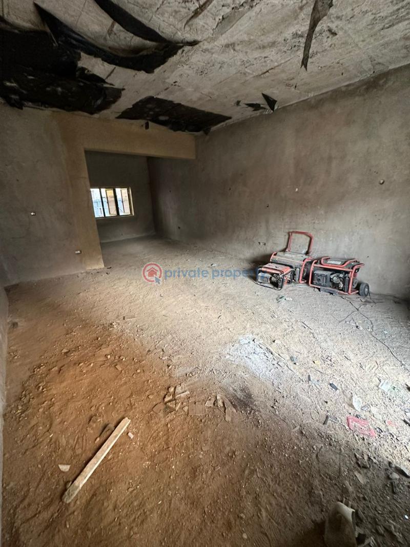3 bedroom Flat & Apartment For Sale Jahi Gilmore Jahi Abuja Phase 2  - 3
