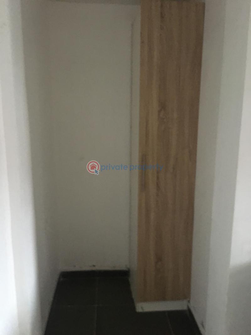 3 bedroom Flat & Apartment For Sale Ismail Estate LSDPC Maryland Estate Lagos - 5