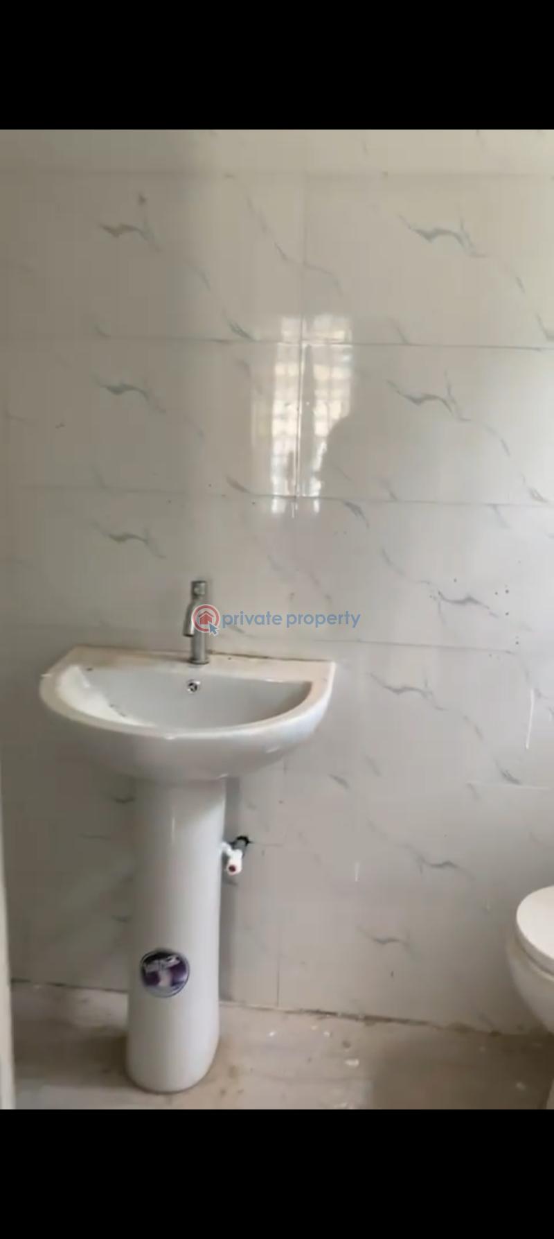 House For Rent At Ikolaba Estate. Ibadan Oyo - 5