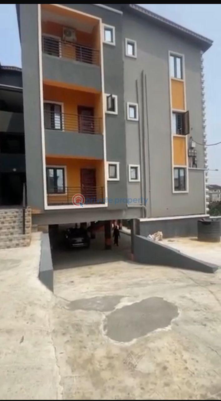 3 bedroom House For Sale Sholuyi Gbagada Lagos