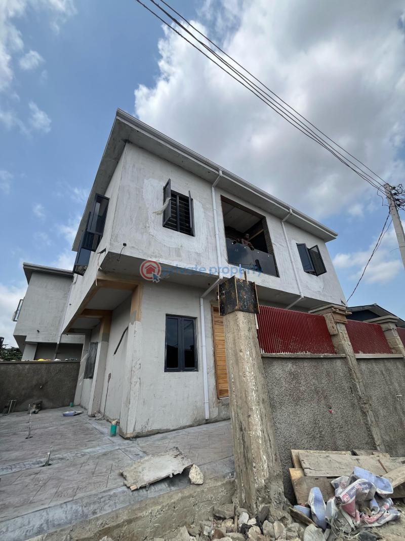 4 bedroom Semi detached Duplex For Sale Surulere Lagos - 0