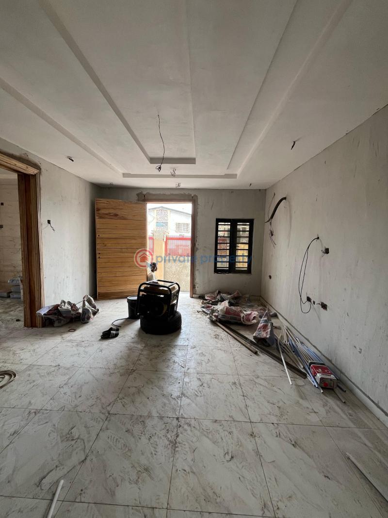 4 bedroom Semi detached Duplex For Sale Surulere Lagos - 4