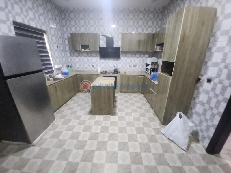 3 bedroom Block Of Flats For Sale Thomas Estate Ajah Lagos - 5