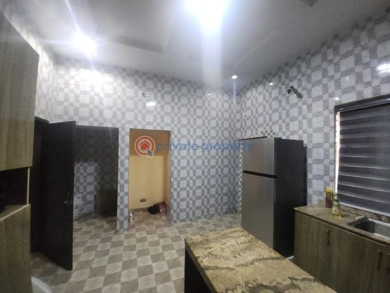 3 bedroom Block Of Flats For Sale Thomas Estate Ajah Lagos - 7