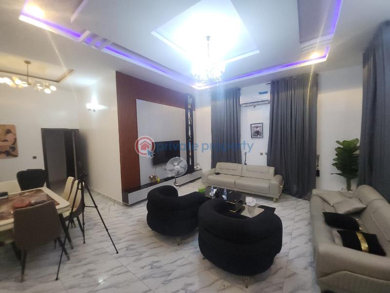 3 bedroom Block Of Flats For Sale Thomas Estate Ajah Lagos - 1