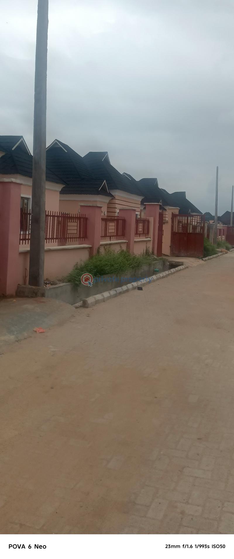 3 bedroom Detached Bungalow For Sale Ayobo Ipaja Road Lagos Ayobo Ipaja Lagos - 3