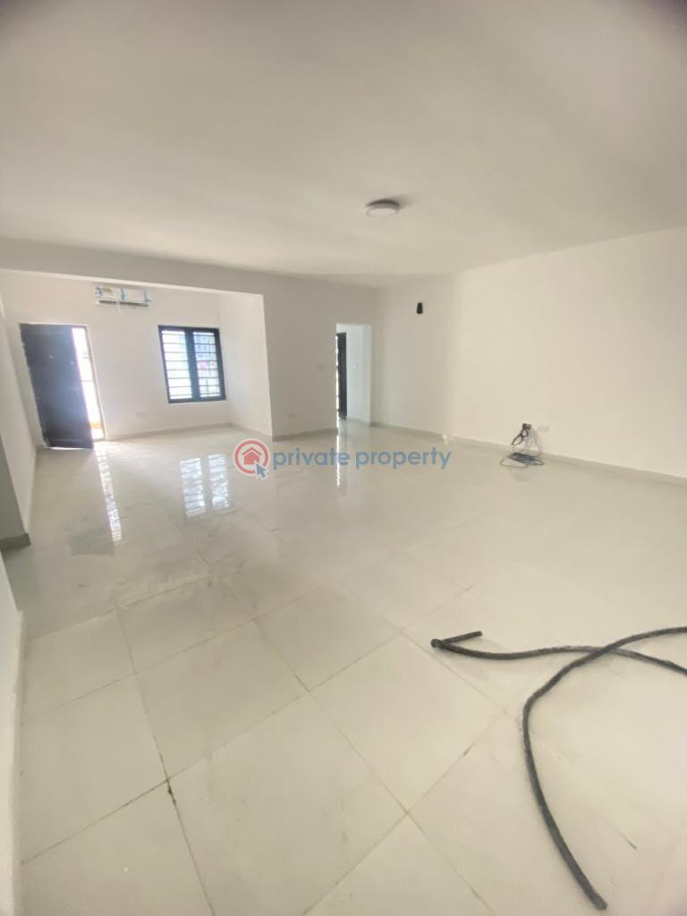 3 bedroom Block Of Flats For Sale Aruwe Ilaje Ajah Lagos - 0