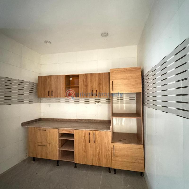3 bedroom Flat & Apartment For Sale Yaba Lagos - 12