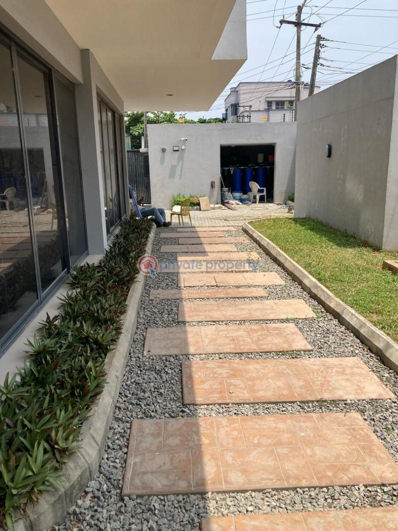 3 bedroom Block Of Flats For Sale Lekki Expressway Lagos - 1