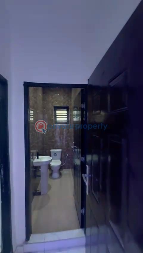 3 bedroom Flat & Apartment For Rent Thomas Estate Ajah Lagos - 5