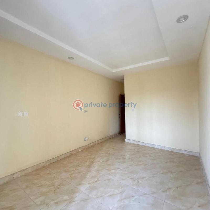 3 bedroom Flat & Apartment For Sale Yaba Lagos - 4