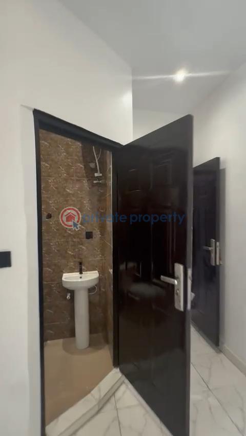 3 bedroom Flat & Apartment For Rent Thomas Estate Ajah Lagos - 7