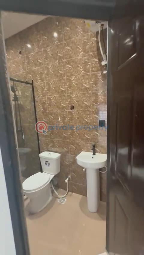 3 bedroom Flat & Apartment For Rent Thomas Estate Ajah Lagos - 6