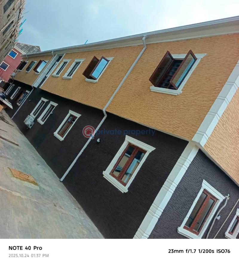 Newly built 3bedroom duplex + flat beautifully crafted - 7 7 bedroom House For Sale Off Fagba Area Of Ifako Ijaiye Ifako-Ijaiye Lagos - 7