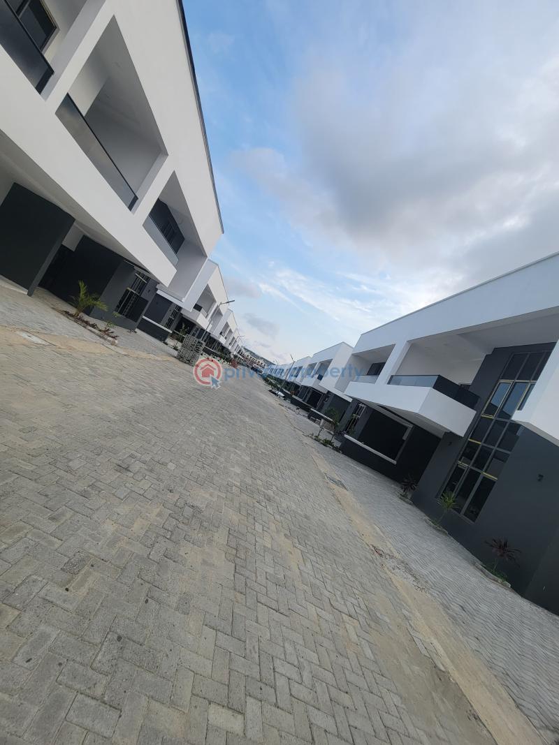 House For Rent An Estate In Abraham Adesanya Abraham Adesanya Ajah Lagos - 13