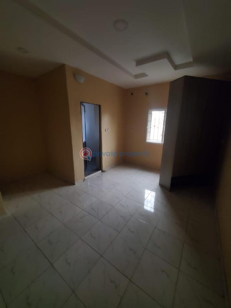 2 bedroom Block Of Flats For Rent Harmony Estate Alimosho Lagos - 0