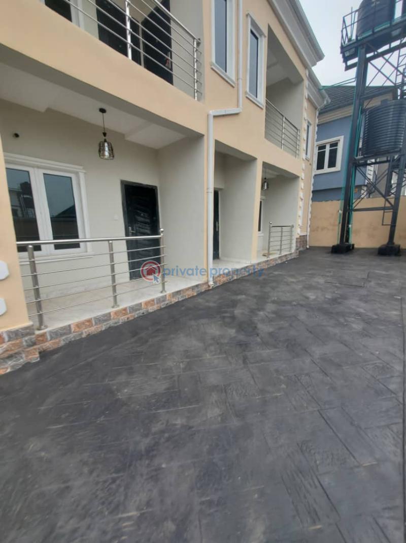 2 bedroom Block Of Flats For Rent Harmony Estate Alimosho Lagos - 4
