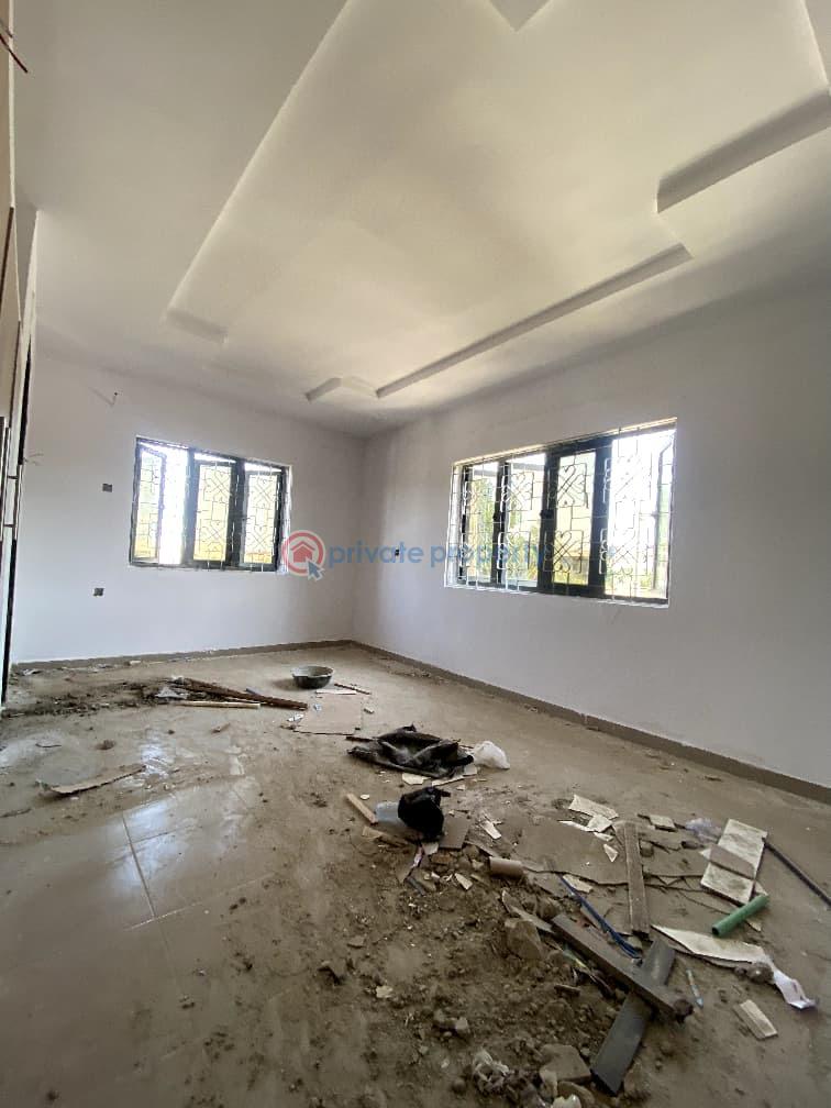 3 bedroom Block Of Flats For Rent Located At Main Oluyole Estate,ibadan(tarred Road To The House) Oluyole Estate Ibadan Oyo - 0