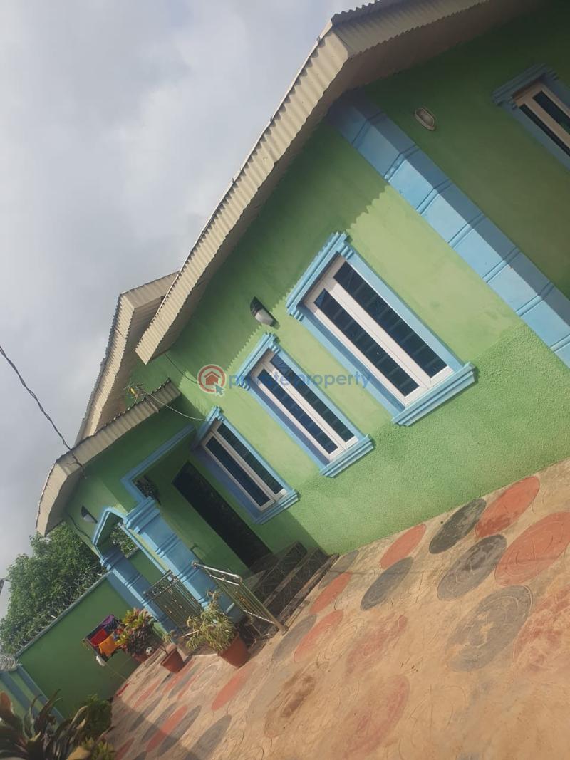 3 bedroom Bungalow For Rent Mongana Yellow Gate Akala Express Ibadan Oyo - 2