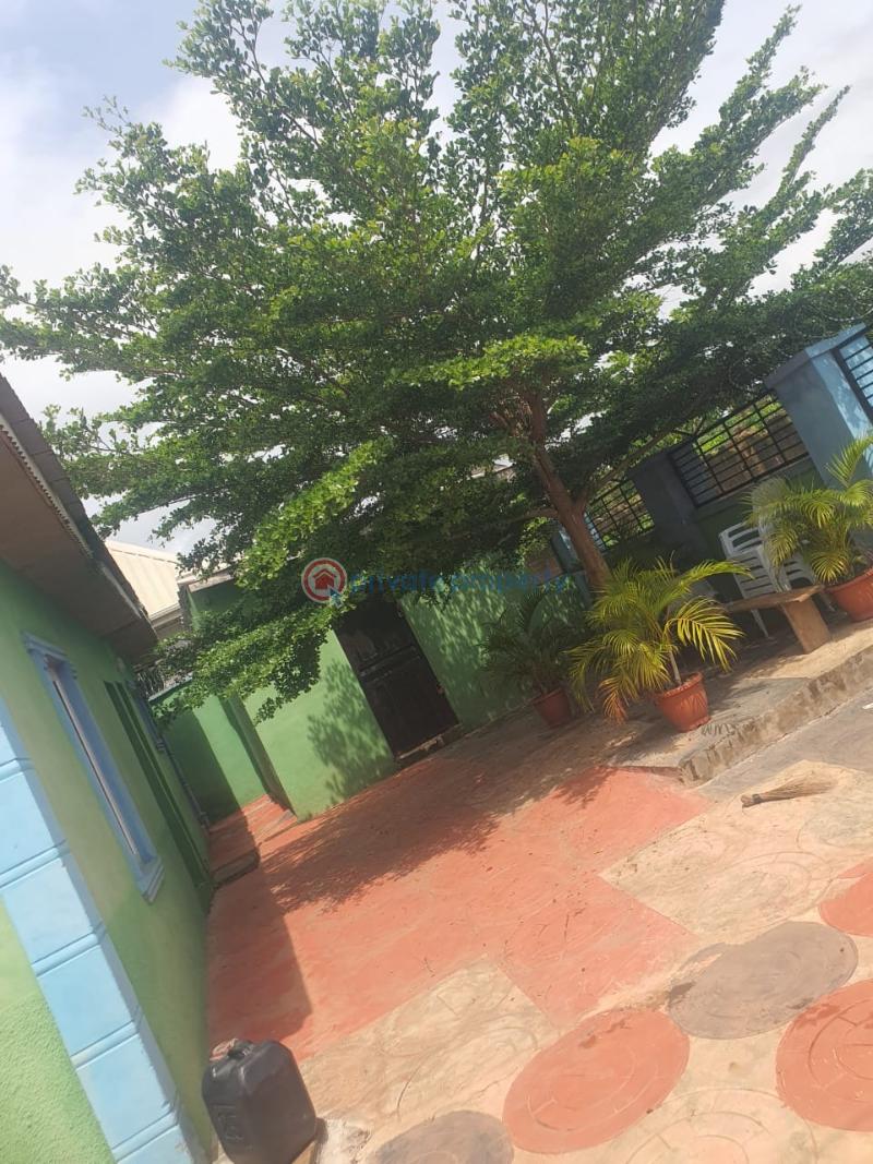 3 bedroom Bungalow For Rent Mongana Yellow Gate Akala Express Ibadan Oyo - 3
