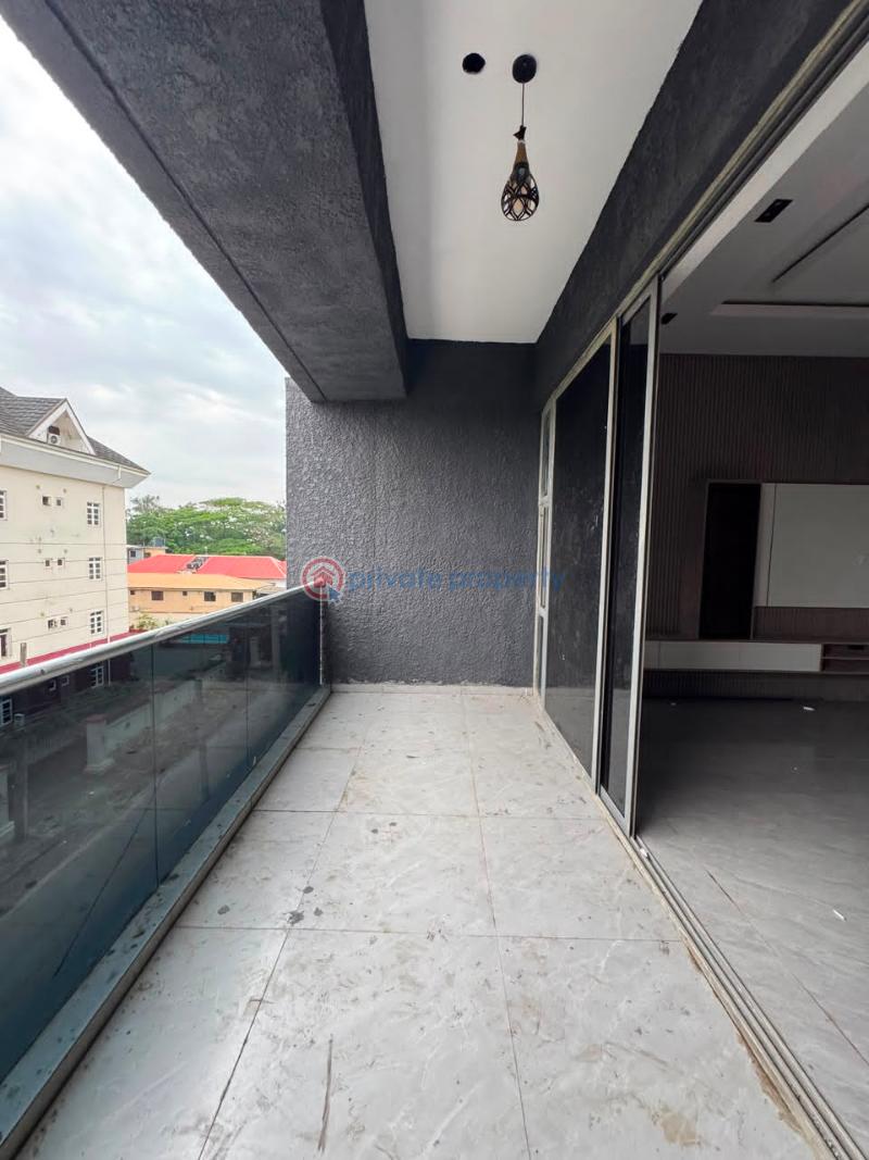3 bedroom Block Of Flats For Sale Shonibare Estate Maryland Maryland Ikeja Lagos - 9