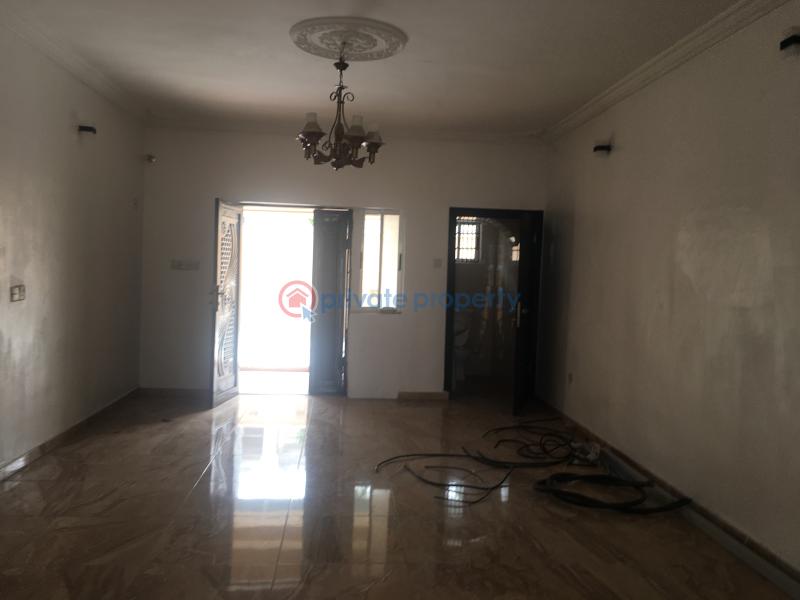 3 bedroom Block Of Flats For Rent Behind Shonibare Estate LSDPC Maryland Estate Lagos - 7