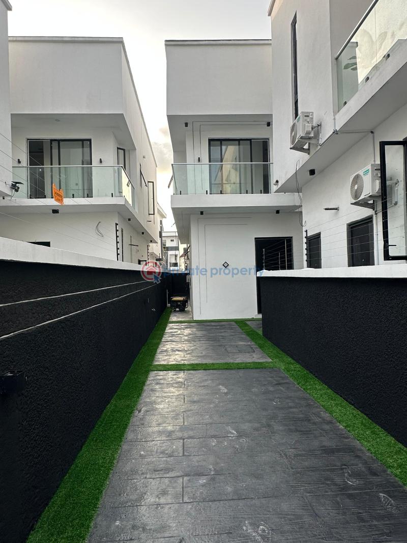 4 bedroom Detached Duplex For Rent Chevron Lekki Lekki Lagos - 3