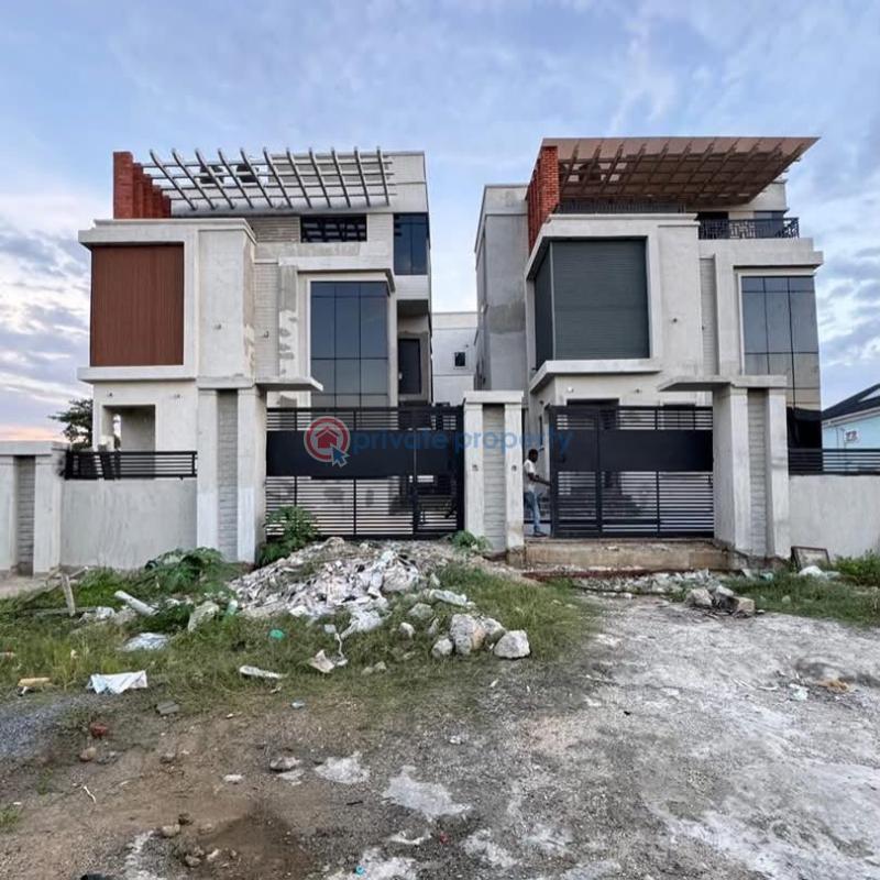 4 bedroom House For Sale Surulere Lagos - 8